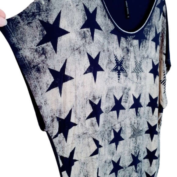 SKINNIE MINNIE Embellished Star Ruched Tee - Picture 5 of 15